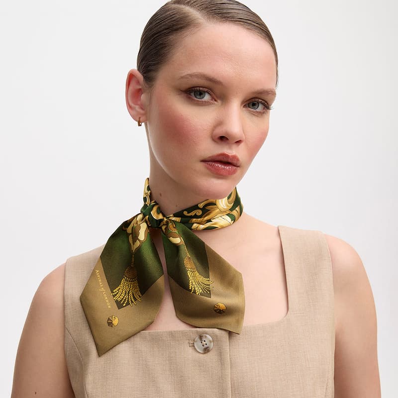 Aspinal of London Signature Silk Neck Bow in Racing Green Pure Silk