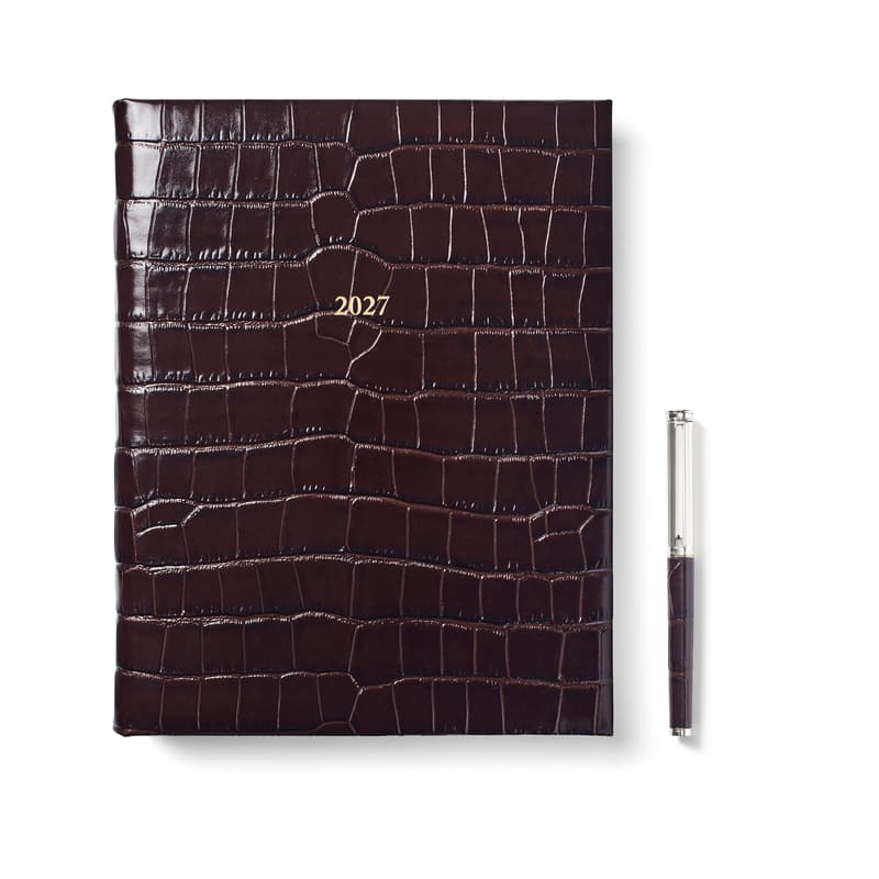 Aspinal of London 2027 A4 Tageskalender & Stifteset in tiefglänzendem Amazon Brown Croc