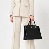Madison Tote Black Pebble
