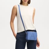Camera Crossbody Capri Blue Pebble