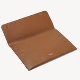16-Inch Classic Laptop Case Tan Pebble