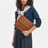 13-Inch Classic Laptop Case Tan Pebble