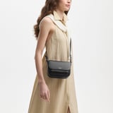 Ella Crossbody Black Pebble