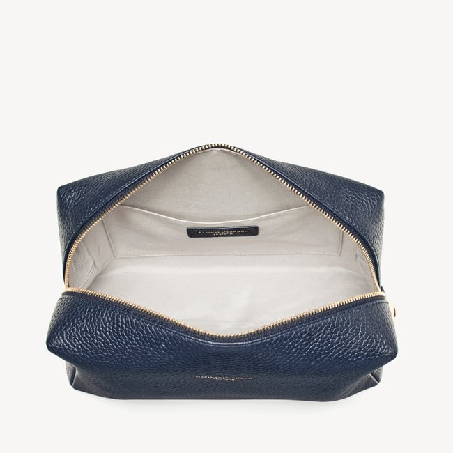 London Toiletry Bag Navy Pebble