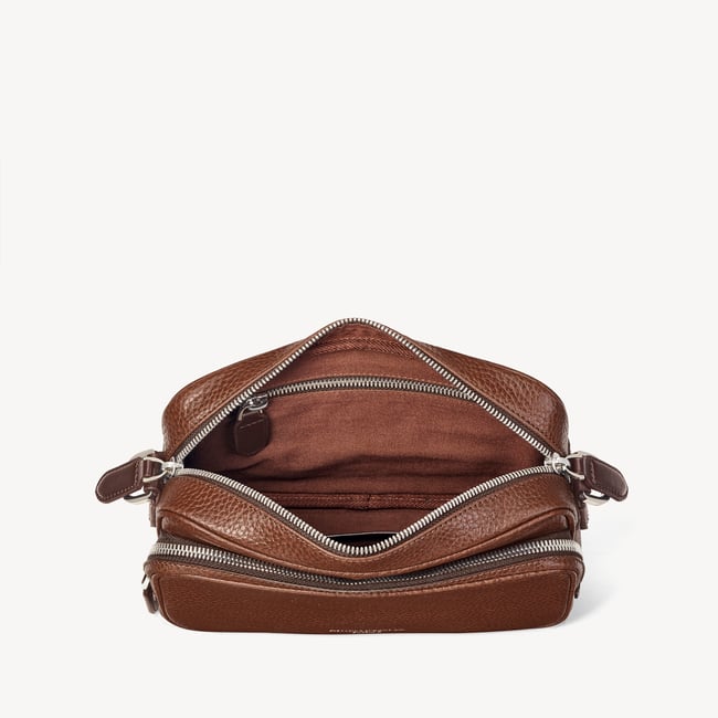 Reporter East West Messenger Tobacco Pebble
