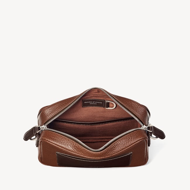 Reporter East West Messenger Tobacco Pebble