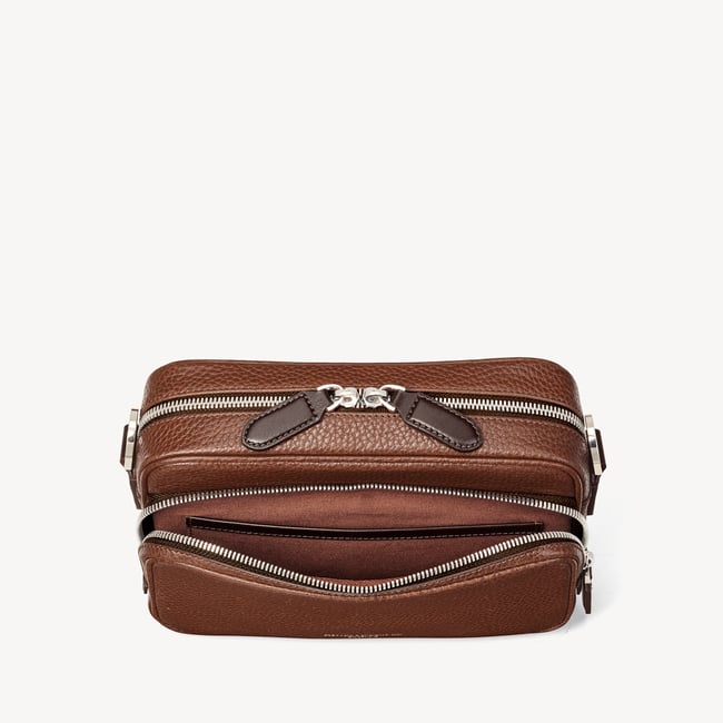 Reporter East West Messenger Tobacco Pebble