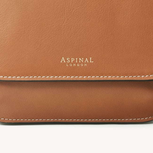 Ella Crossbody Smooth Tan