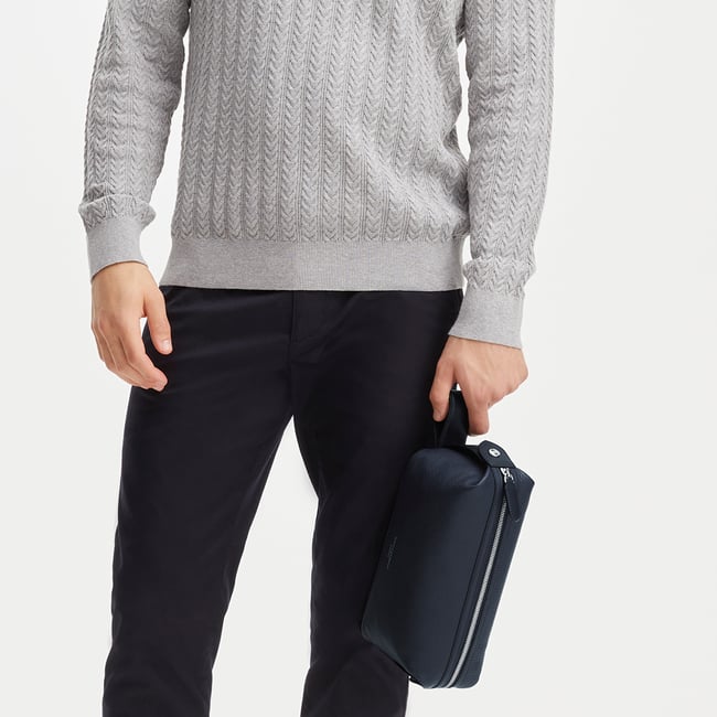 Reporter Wash Bag Navy Pebble