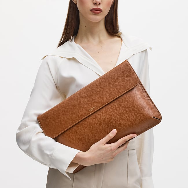 Leather Laptop Case Tan Pebble