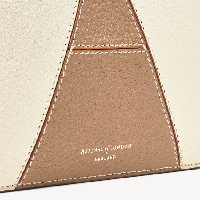 Camera Crossbody Soft Taupe & Ivory Pebble