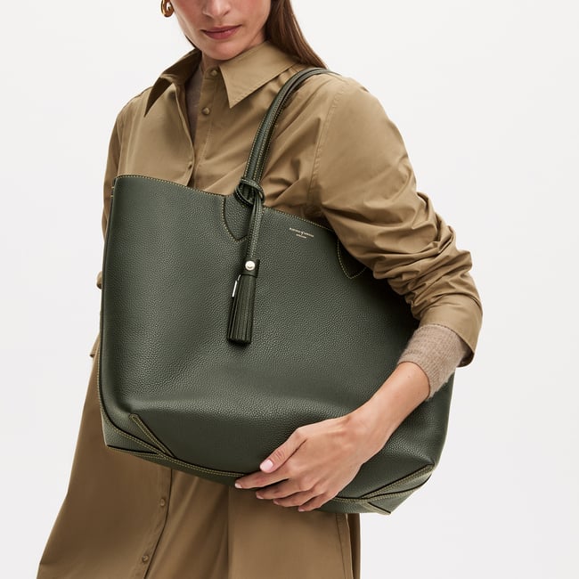 Hudson Tote Forest Green Milled Pebble