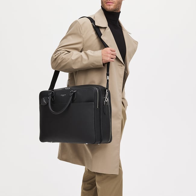 48 Hour Mount Street Travel Bag Black Pebble