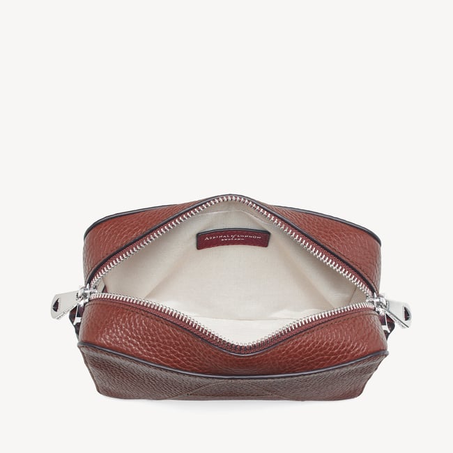 Camera Crossbody Merlot Pebble