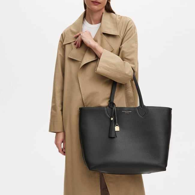 Hudson Tote Black Milled Pebble