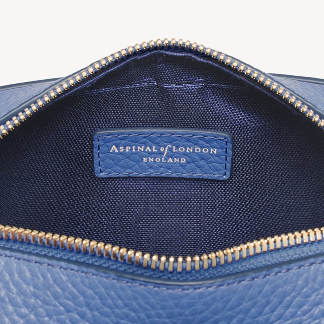 Camera Crossbody Capri Blue Pebble