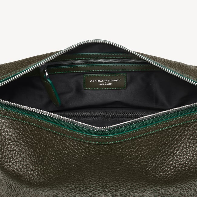 Reporter Wash Bag Forest Green Pebble