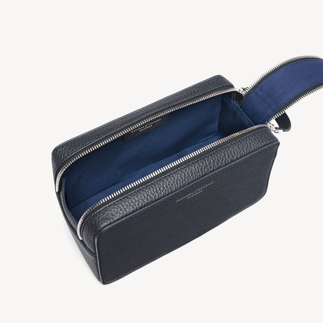 Double Zip Mount Street Wash Bag Navy Pebble