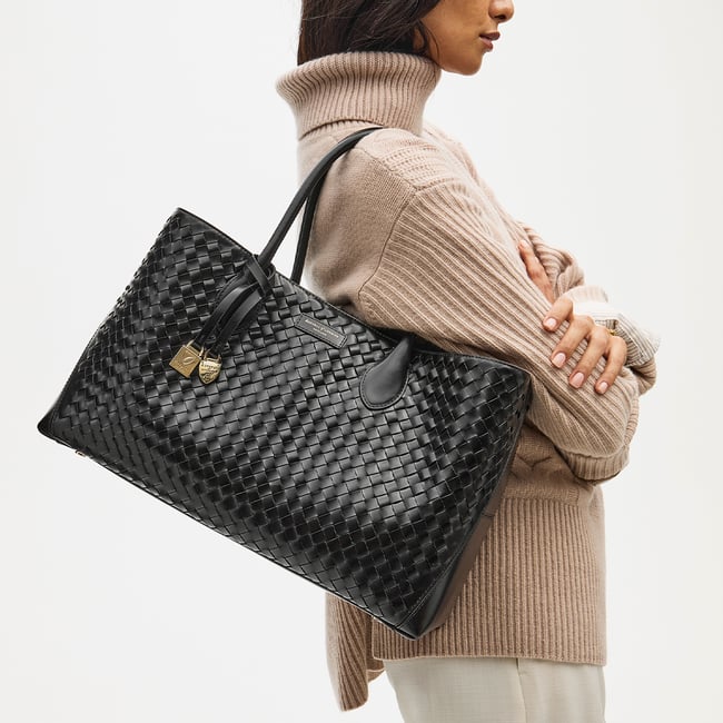 London Tote Black Deep Shine Woven Leather