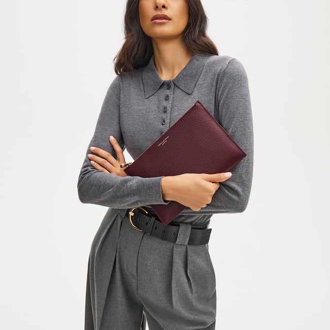 Large Essential Flat Pouch Burgundy Pebble