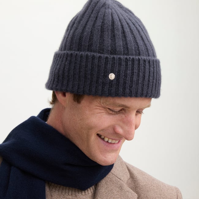 Chunky Ribbed Cashmere Beanie Hat Navy Cashmere