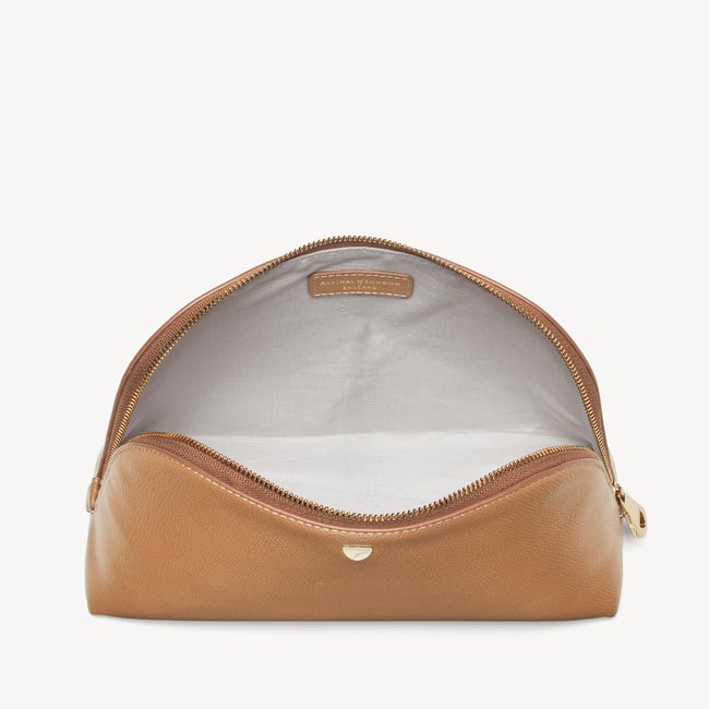 Classic Toiletry Bag Caramel Soft Saffiano