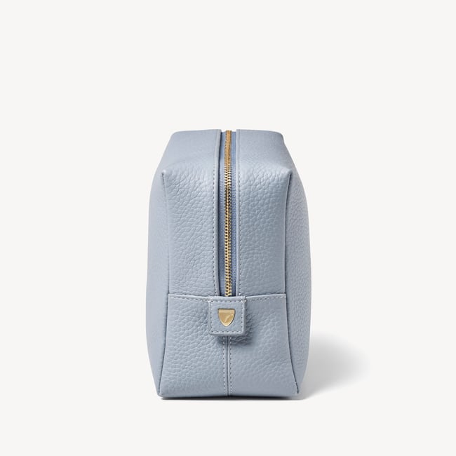 London Toiletry Bag Sky Blue Pebble