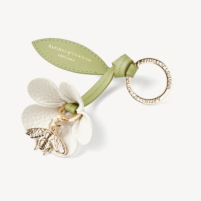 Wildflower & Bee Keyring Chalk White Pebble