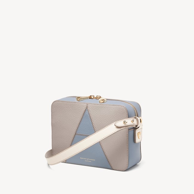 Camera Crossbody Sky Blue, Grey & White Pebble