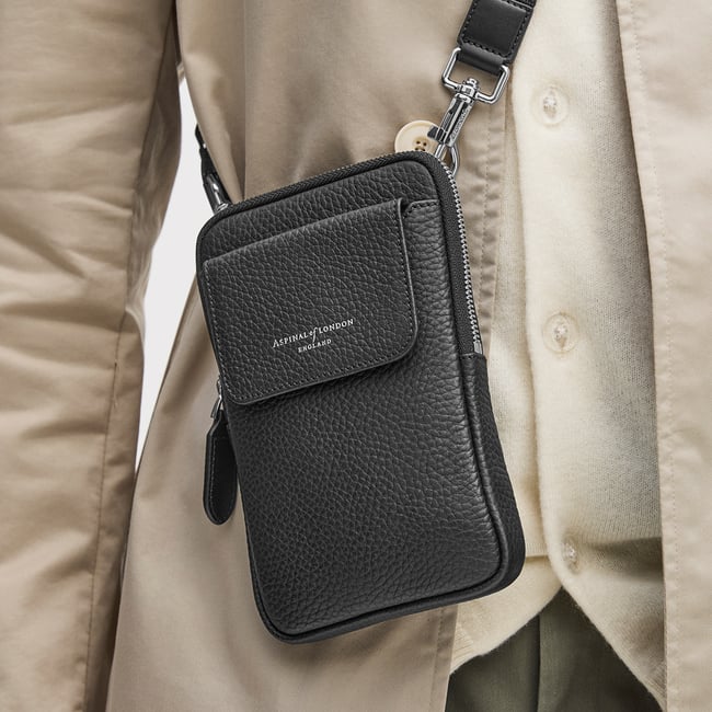 Reporter Crossbody Phone Bag Black Pebble