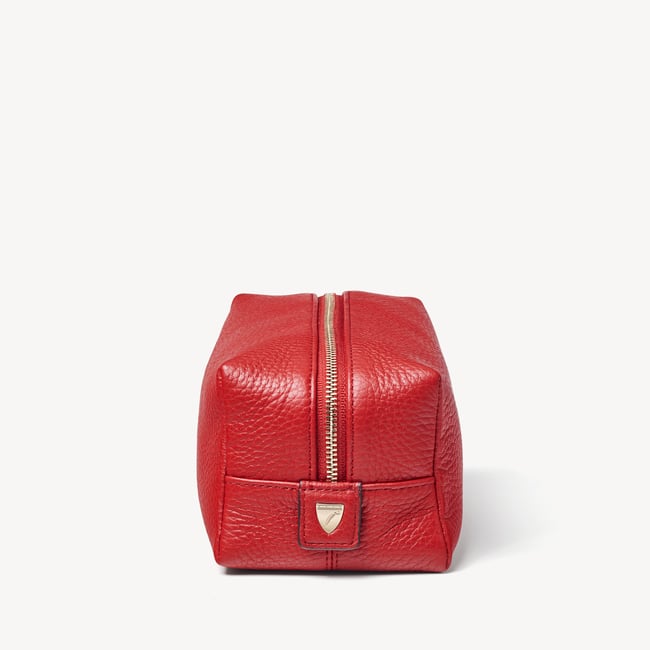 London Makeup Bag Cardinal Red Pebble