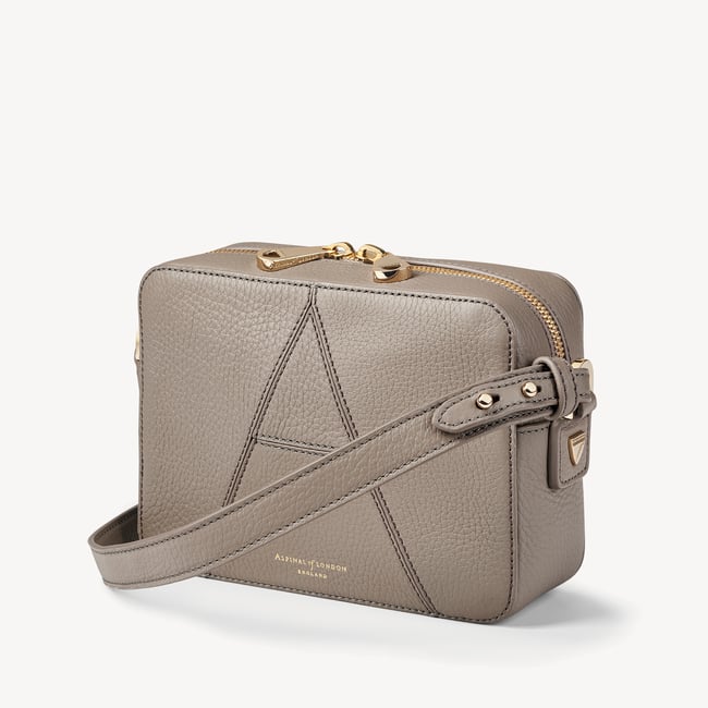 Camera Crossbody Warm Grey Pebble
