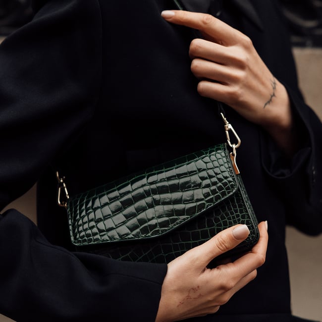 Eliza Clutch Evergreen Patent Croc