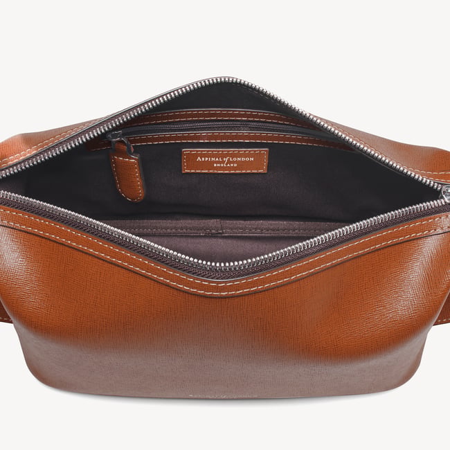 Mount Street Washbag Tan Saffiano