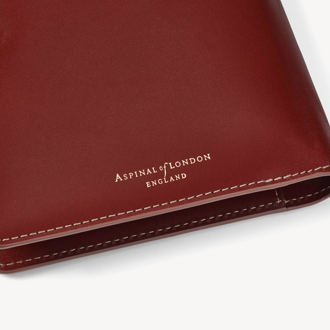 Deluxe Family Travel Wallet Smooth Cognac
