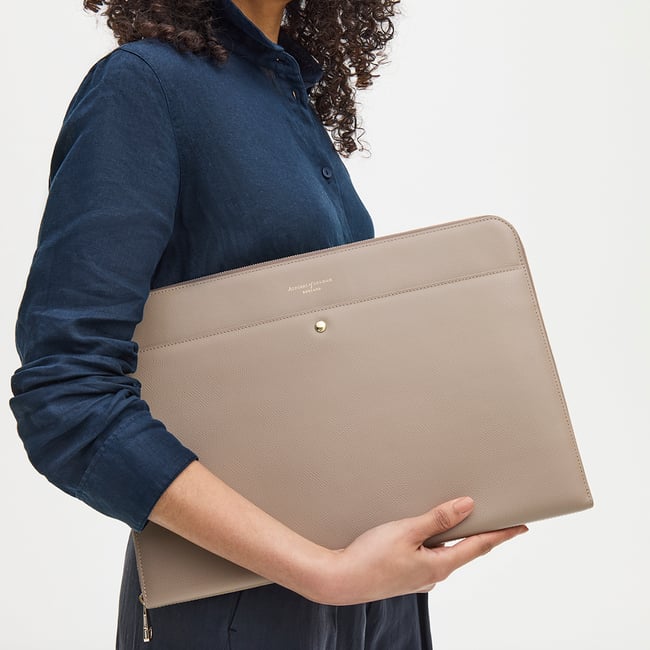 16-Inch Brook Street Folio Moleskin Soft Saffiano