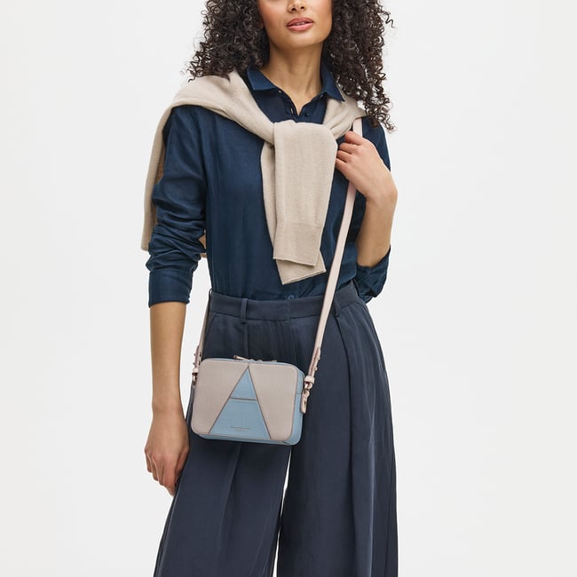 Camera Crossbody Sky Blue, Grey & White Pebble