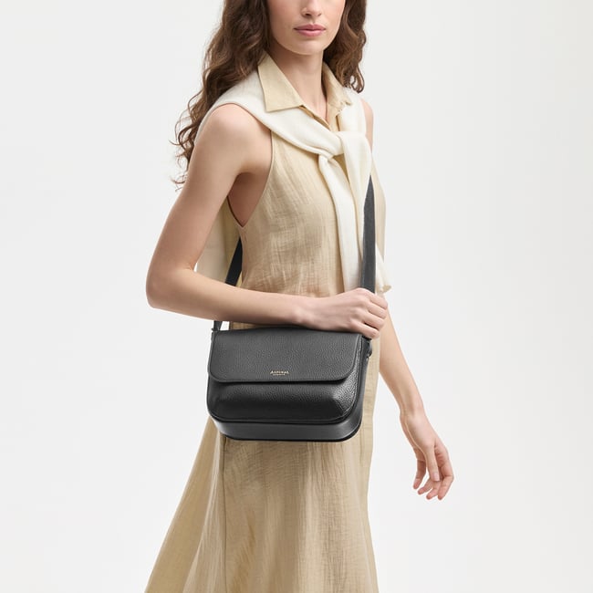 Ella Grande Crossbody Black Pebble