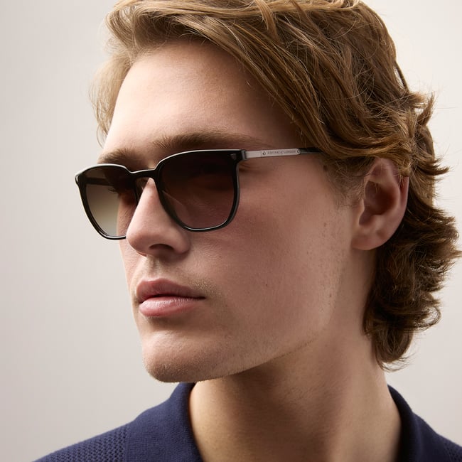 Helios Round Sunglasses Black 