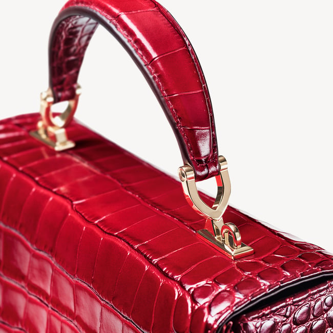 Mayfair® Deep Shine Cherry Ombre Croc