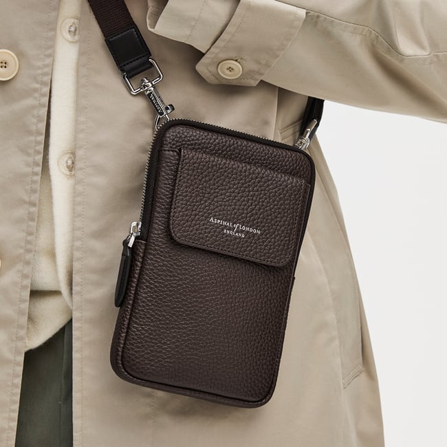 Reporter Crossbody Phone Bag Chocolate Pebble