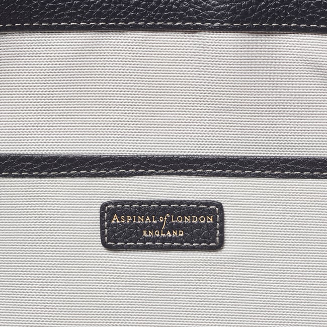 Hudson Tote Classic Navy Milled Pebble