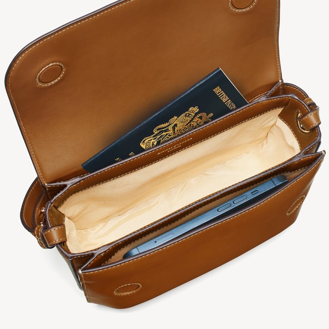Ella Grande Crossbody Smooth Tan