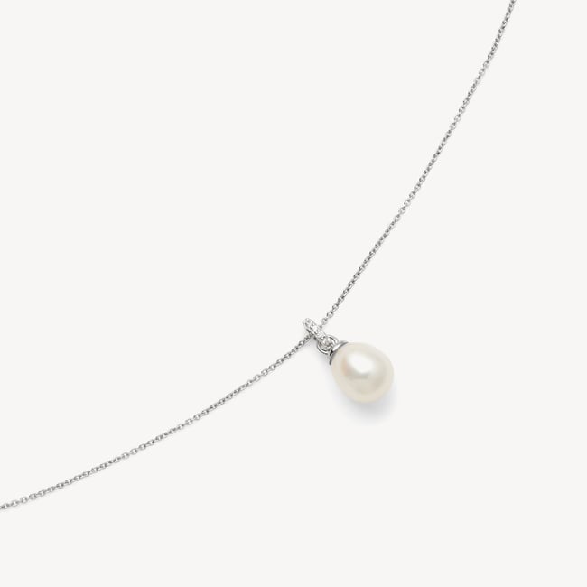 Diamond & Pearl Pendant Necklace 0.03ct Diamond