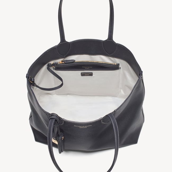 Hudson Tote Classic Navy Milled Pebble