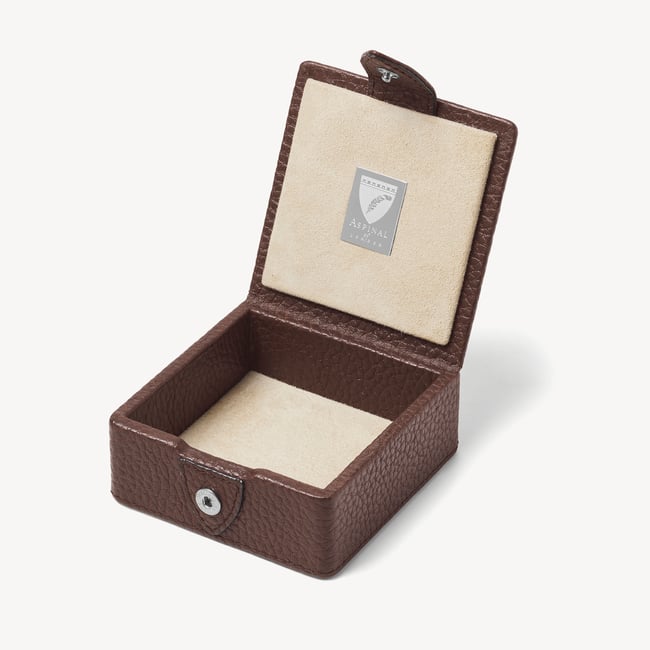 Stud Box Tobacco Pebble