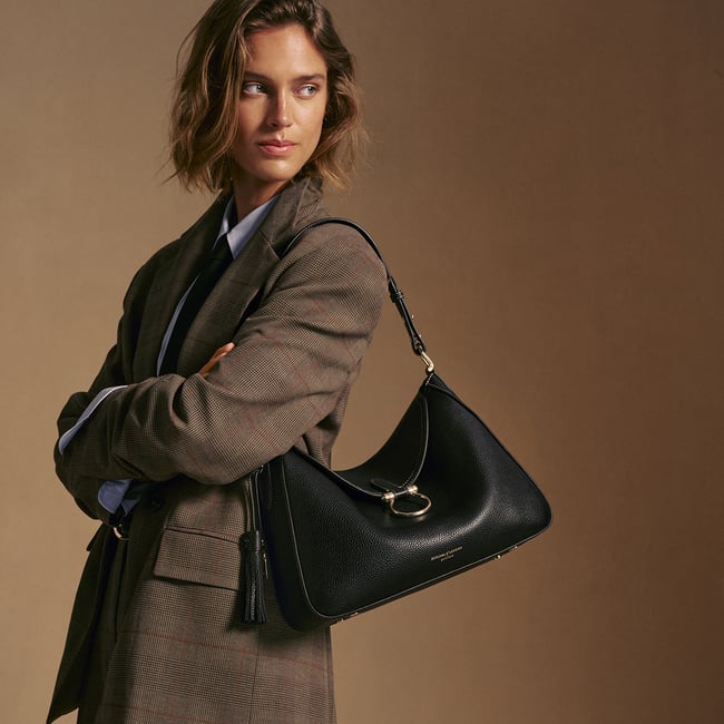 Bella Hobo Black Milled Pebble