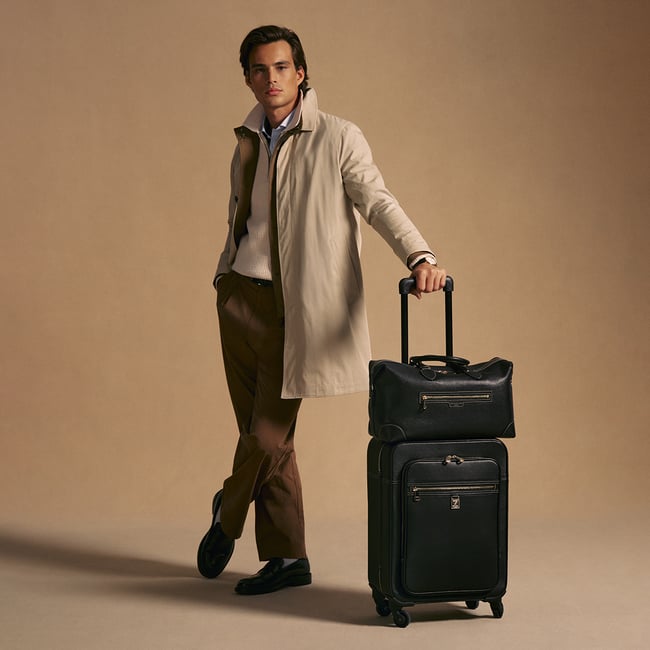 Hudson Cabin Suitcase Black Milled Pebble