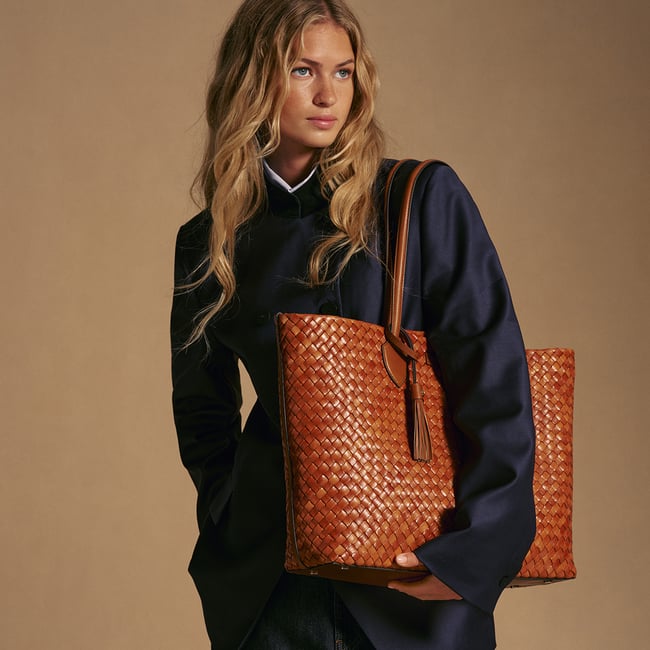 Large Island Tote Tan Woven Leather