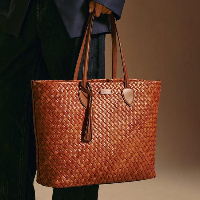Large Island Tote Tan Woven Leather